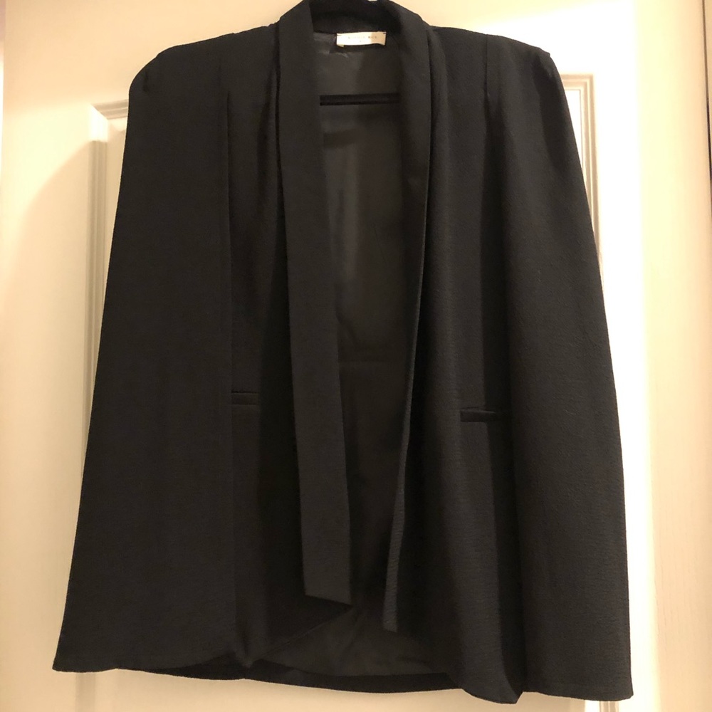 Long sleeve hem caped blazer - Sophie Rue